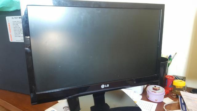 Kit Completo com 4 câmeras CFTV + 1 monitor - Foto 2