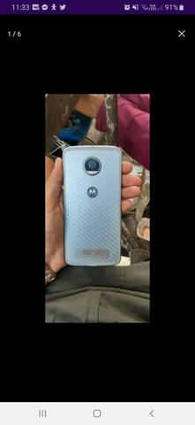 Moto z2 play .64.g 500 reais dispenso curioso!! - Foto 4