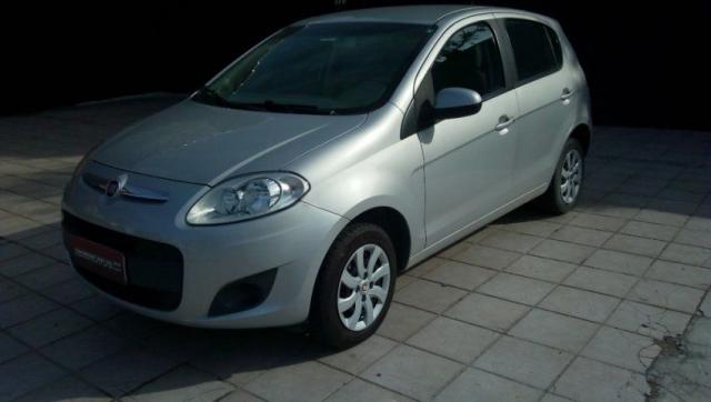 FIAT PALIO NOVA GERAÇÃO ATTRACTIVE 1.0 8V EVO FLEX Prata 2015/2015 - Foto 2
