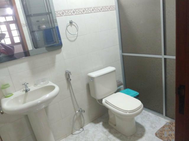 Excelente casa, ótima localização, pronta para morar - Foto 7