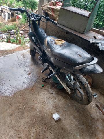 Shineray Joy 100cc vendo do jeito que tá não abaixo mais o valor - Foto 3
