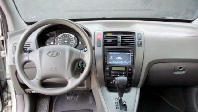 HYUNDAI TUCSON NAC. GLS 4X2 2.0 16V AT Prata 2013/2014 - Foto 6