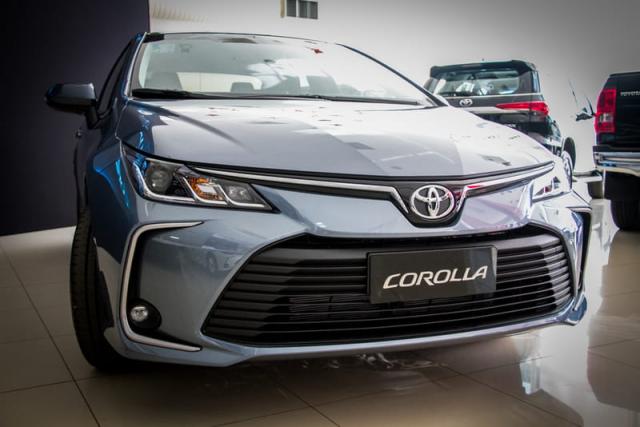 TOYOTA COROLLA XEI 2.0L FFV CVT 19/20 - Foto 2