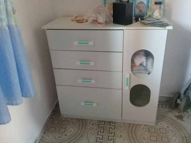 Vendo cômoda tudo ok