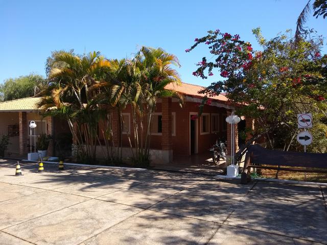 Chalé 4 dormitórios sendo 2suites, piscinas, ótimo condomínio - Foto 18