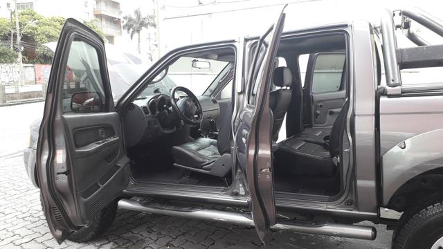 Frontier 2003/2003 se completa 4 x 4 turbo diesel motor MWM 2.8 - Foto 3