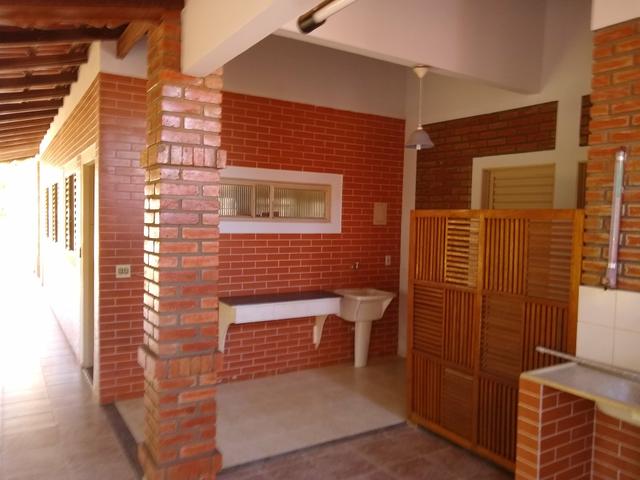 Chalé 4 dormitórios sendo 2suites, piscinas, ótimo condomínio - Foto 9