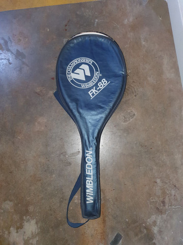Raquetes de tênis usadas