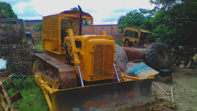 Vende-se trator caterpillar D4D - Foto 4