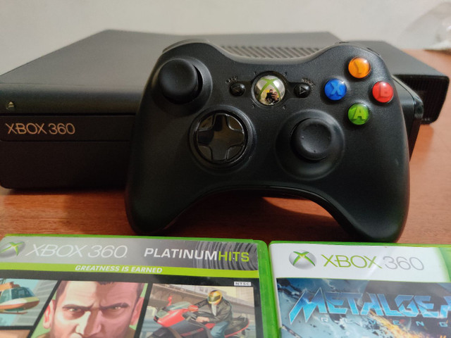 Console Microsoft Xbox360 Slim + 2 Jogos Originais + Controle - Foto 3