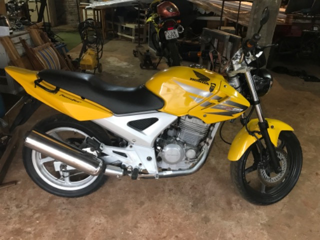 CBX 250 Twister 2008
