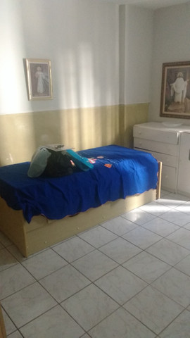 Alugo quarto mobiliado em Boa Viagem