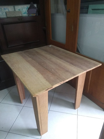 Mesa de madeira 150 reais - Foto 2