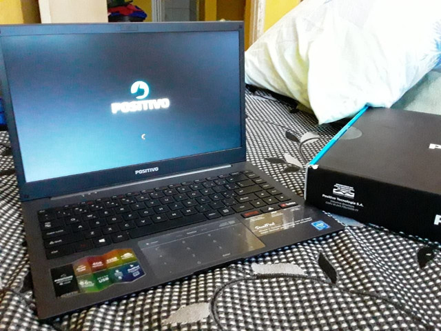 Notebook Positivo - Foto 2