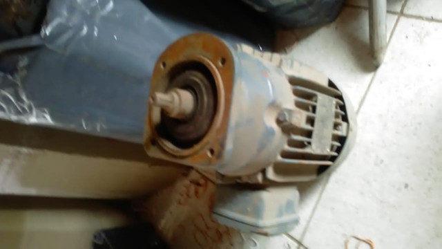 Motor eletrico WEG 2CV - Foto 3