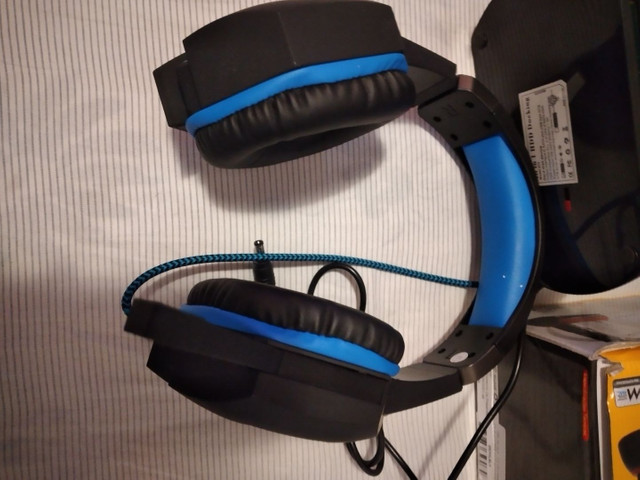 2 dock station + Headset por 80 - Foto 2