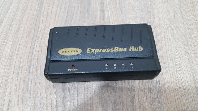 Hub Belkin ExpressBus