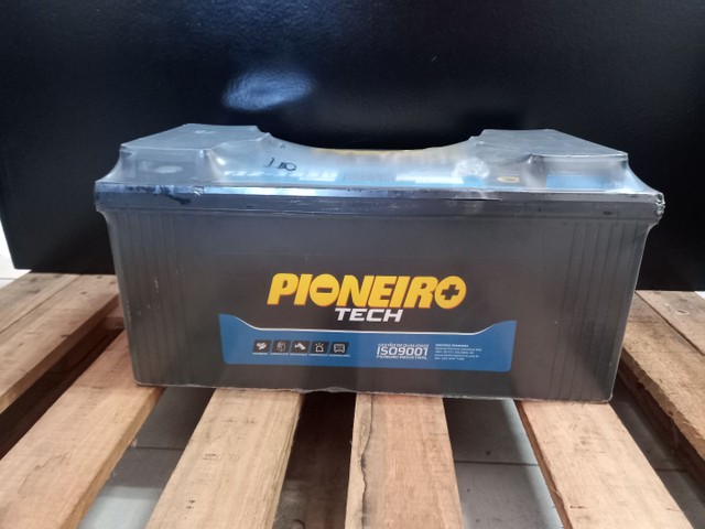 Bateria 185ah estacionária Pioneiro 