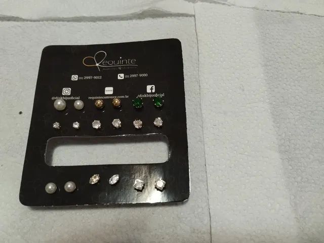Cartela com 9 pares de brincos  - Foto 3