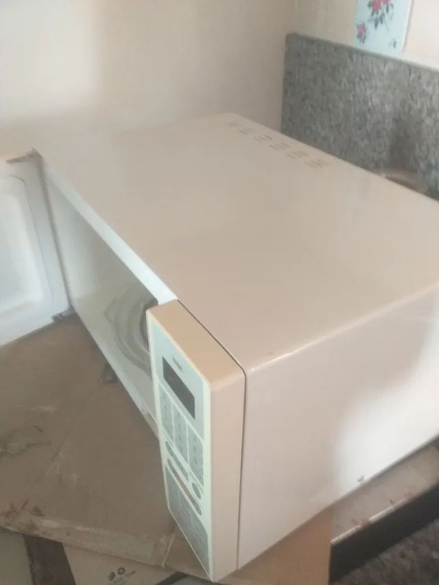 Micro ondas brastemp maxi barbada - Foto 4