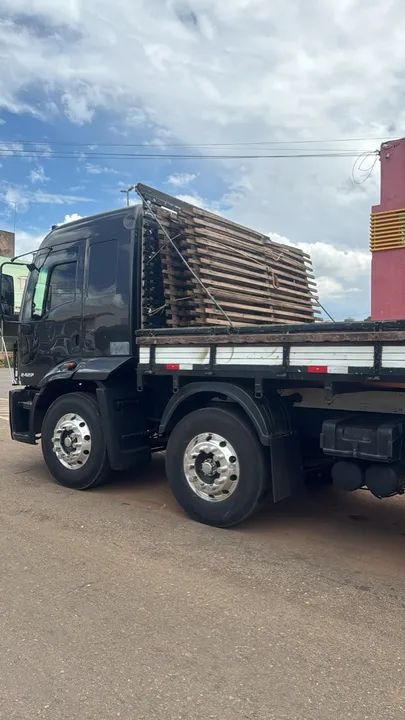 Caminhão Ford Cargo 2422 - 2012