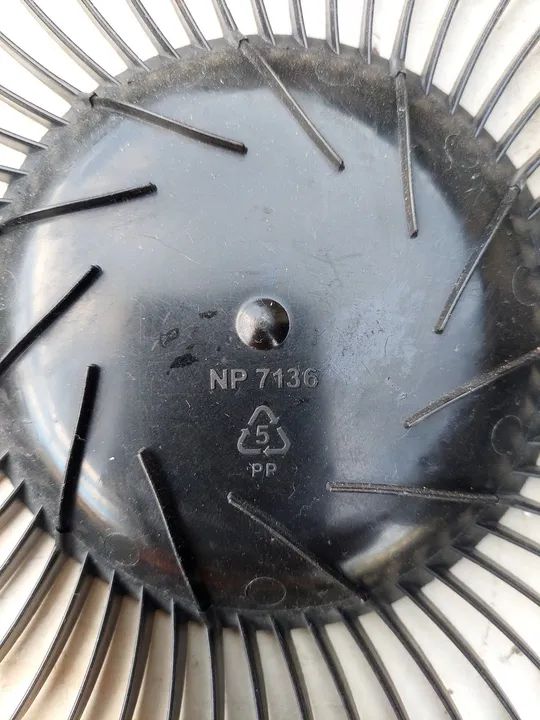 Grade frontal do Ventilador Arno - Foto 4