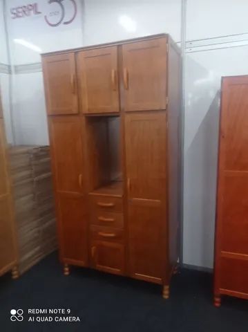 GUARDA ROUPA NOVO EM MADEIRA 