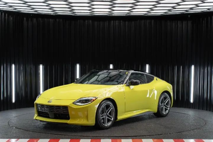 Nissan Z 