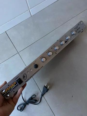 ? LL EF3X Voice Effect Processor.