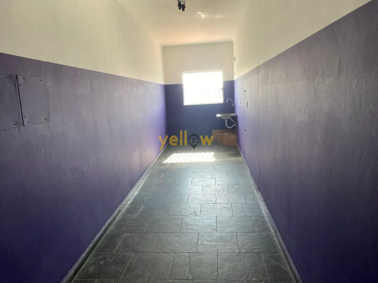 Sala Comercial em Centro de Itaquaquecetuba: 65m², 1 Banheiro - Venda por R$ | Locação por