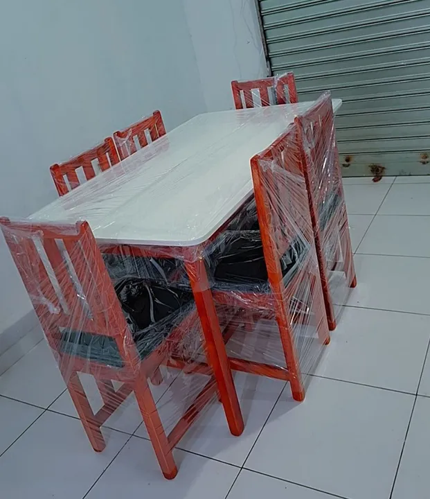Conjunto de Mesa e Cadeiras para Jantar - Novo!