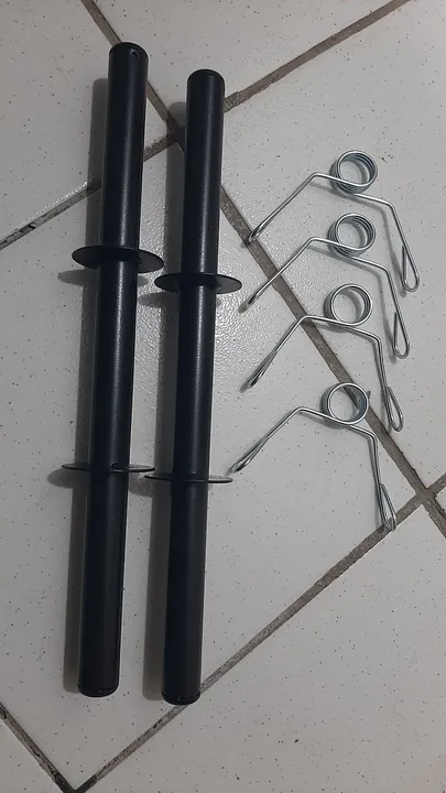 Duas Barras de Halteres e 4 Grampos Novos