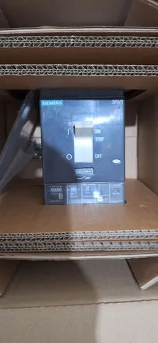 Disjuntor caixa moldada tripolar eletromanético 400v 100A 120KA 