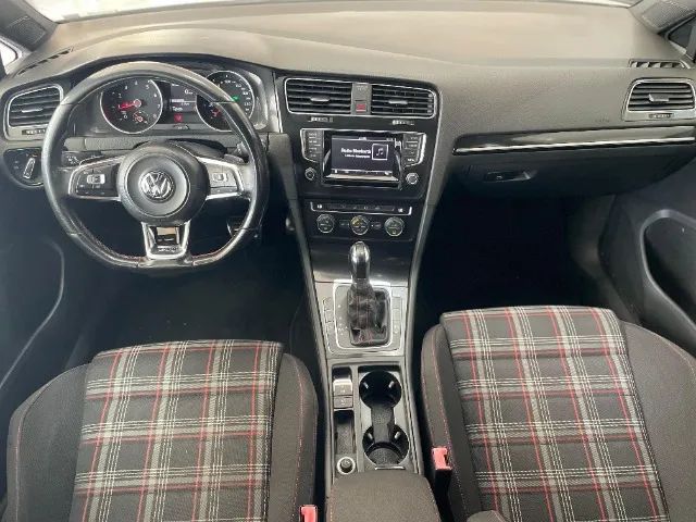 Golf  GTi 2.0 TSI 220cv Aut. - Carro conservado e sem detalhes - Foto 5