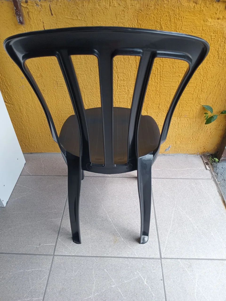 Cadeira plástica 180kg, nova.. - Foto 5