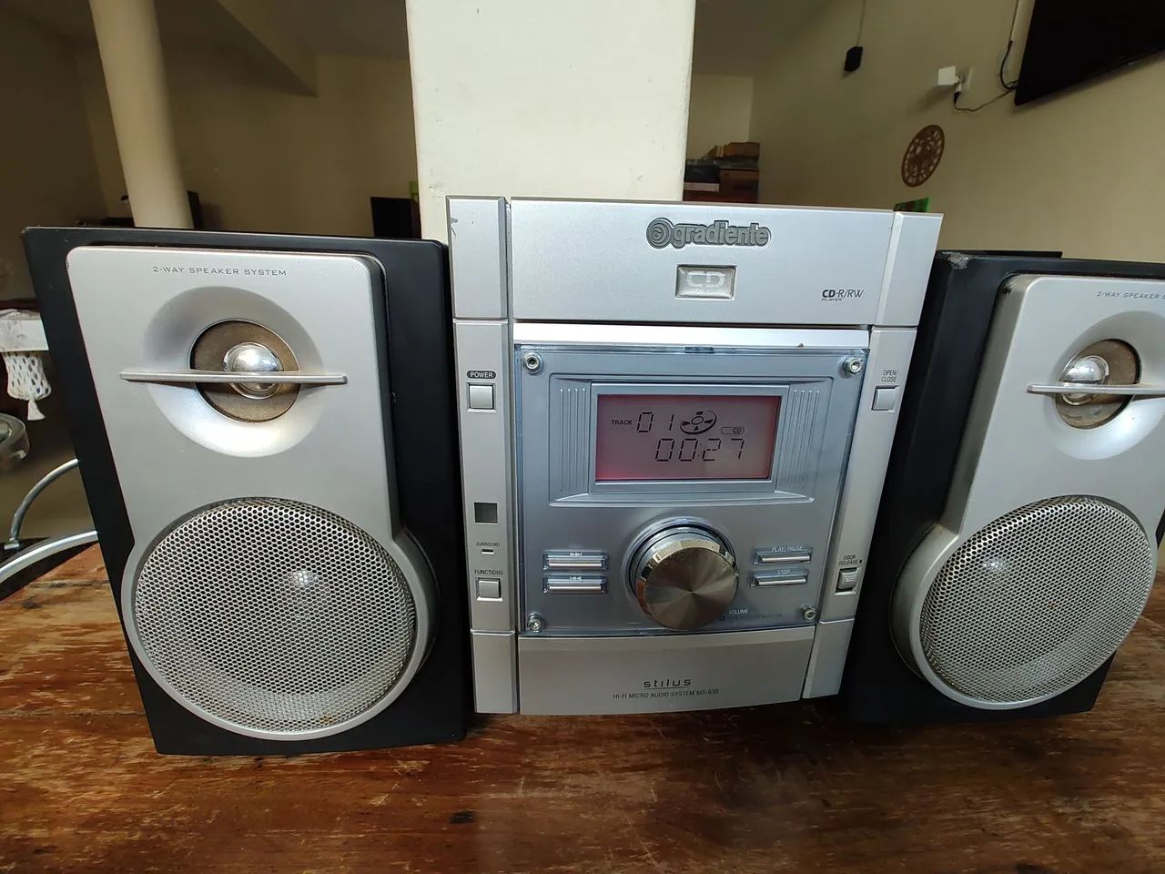 Som Gradiente Stilus MS-630 - CD Player e Rádio AM/FM