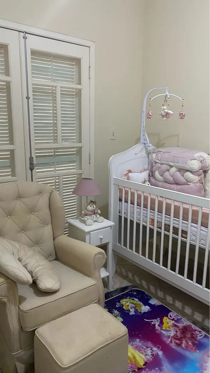 Berço e poltrona de amamentação - Foto 6