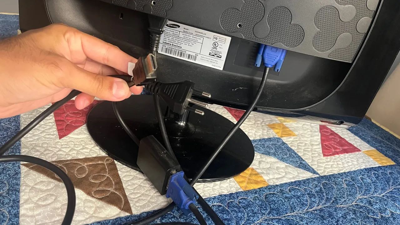 Monitor Samsung SyncMaster 2033SWPLUS, 20 polegadas, VGA/HDMI - Foto 4