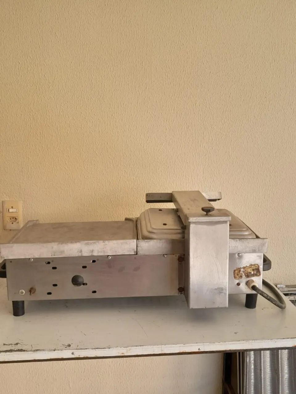 Sanduicheira Dupla Elétrica Croydon - Foto 5