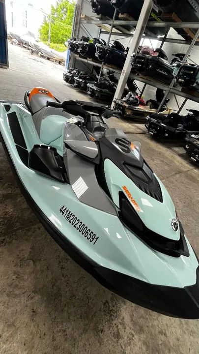 Jet Ski Sea-Doo Wake 170 Ano 2023 com 30 horas