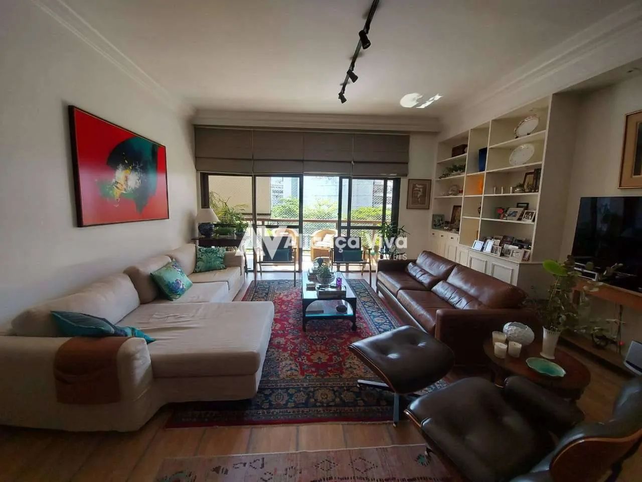Leblon | Apartamento 4 quartos, sendo 1 suite - Foto 2