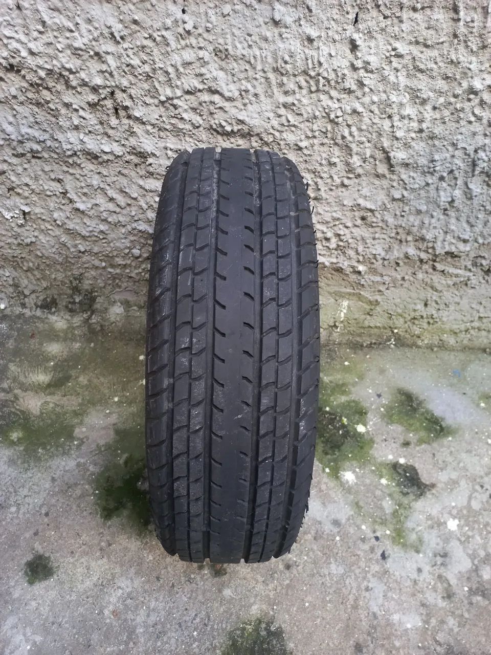 Pneu e roda aro 14 carros GM 4 furos 4/100 - Foto 4