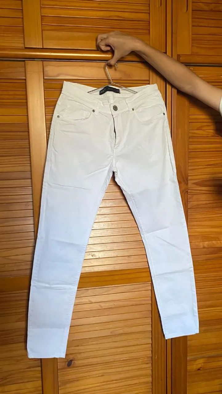 Calça Jeans Branca - Elegância e Conforto