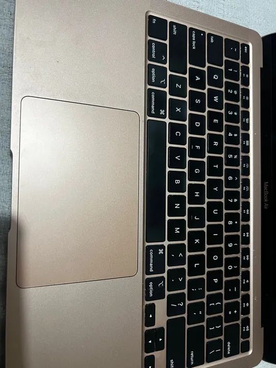 MacBook Air 2020 - 8GB RAM, 1.1GHz Core i3,  Iris Plus Graphics 1536 MB - Foto 3