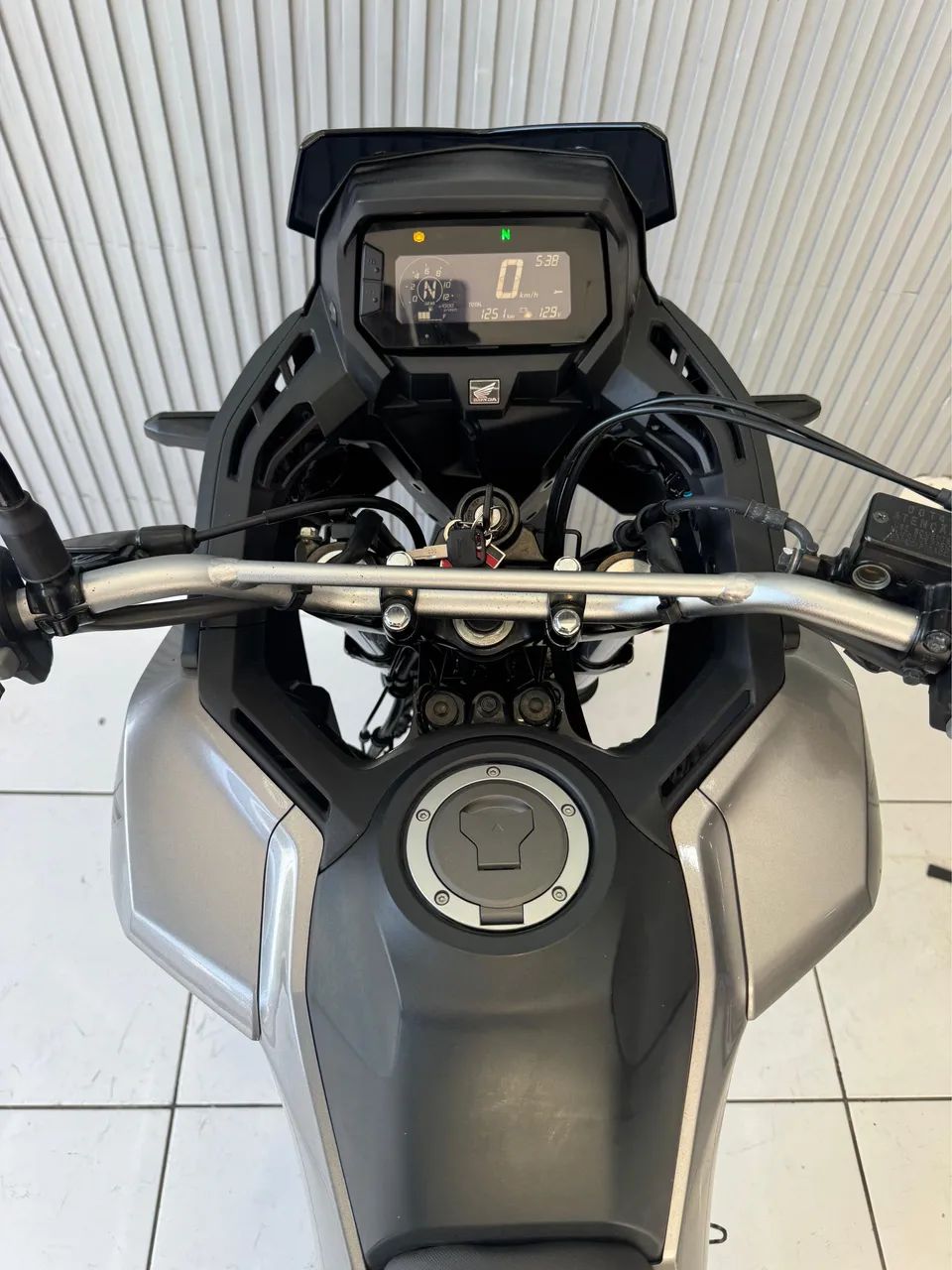 SAHARA 300 ano 2024 IPVA 2025  pago Faço Financiamento - Foto 8