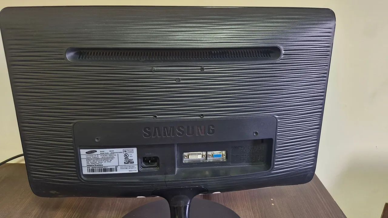 Monitor Samsung 22" B2230 - Foto 3