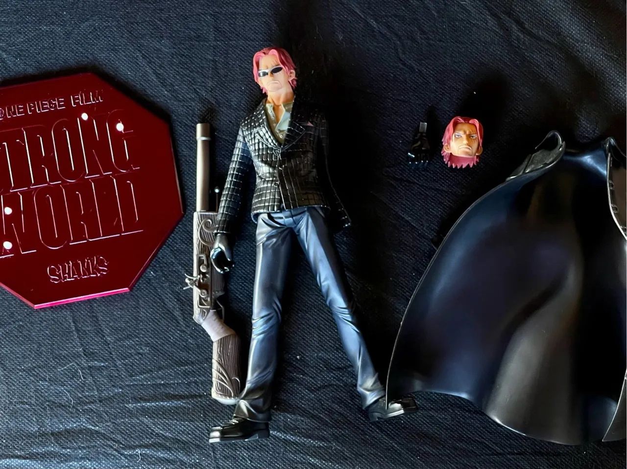 P.O.P Shanks - One Piece - Strong Edition Megahouse - Foto 5