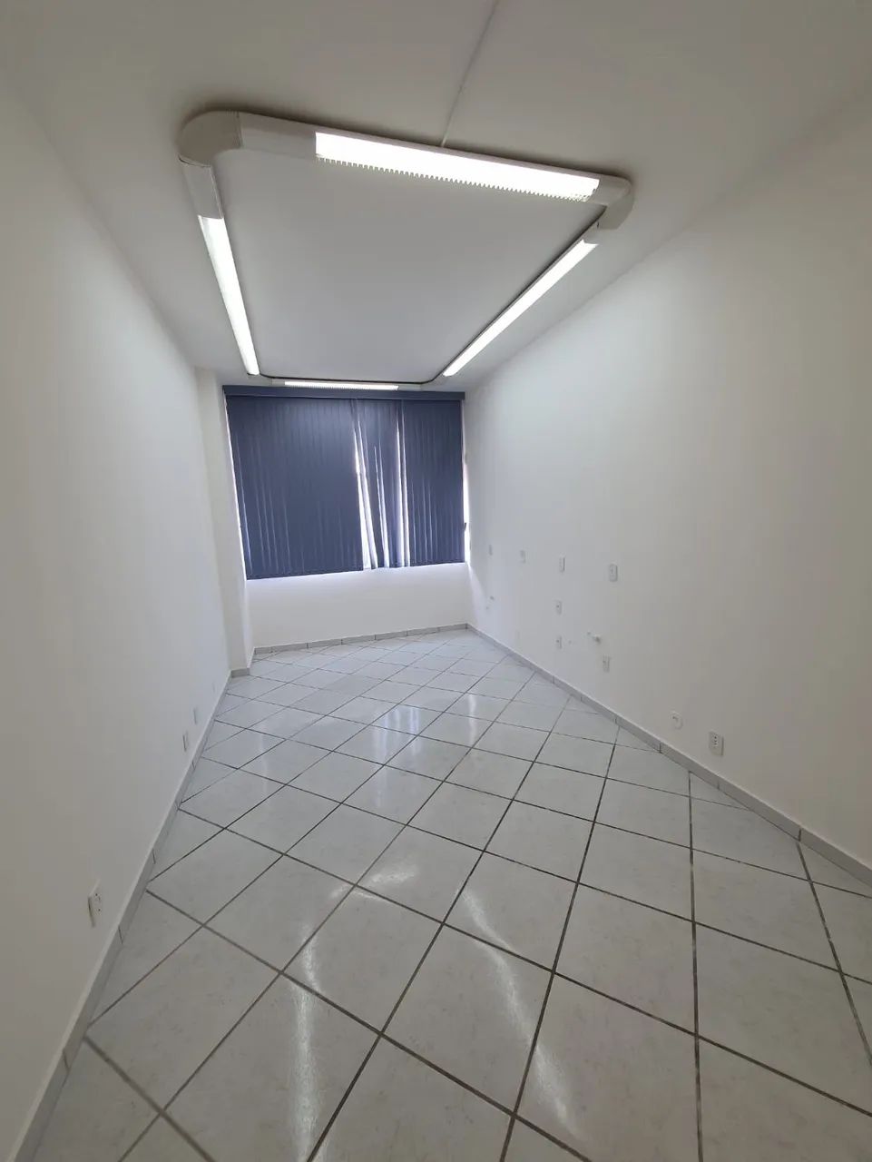 Comercial/Industrial de 60 metros quadrados no bairro Centro