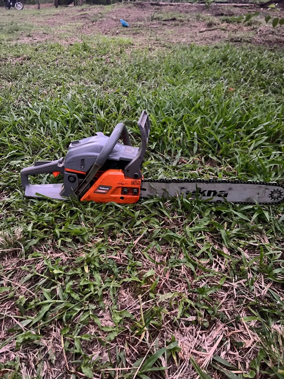 Motosserra Tekna CS58P com Barra de 18 Polegadas