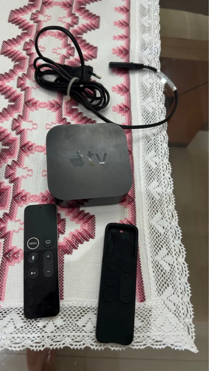 Apple Tv 4k 4ª geração, 32Gb Preto Com Memória Ram De 3gb A1842 Preto